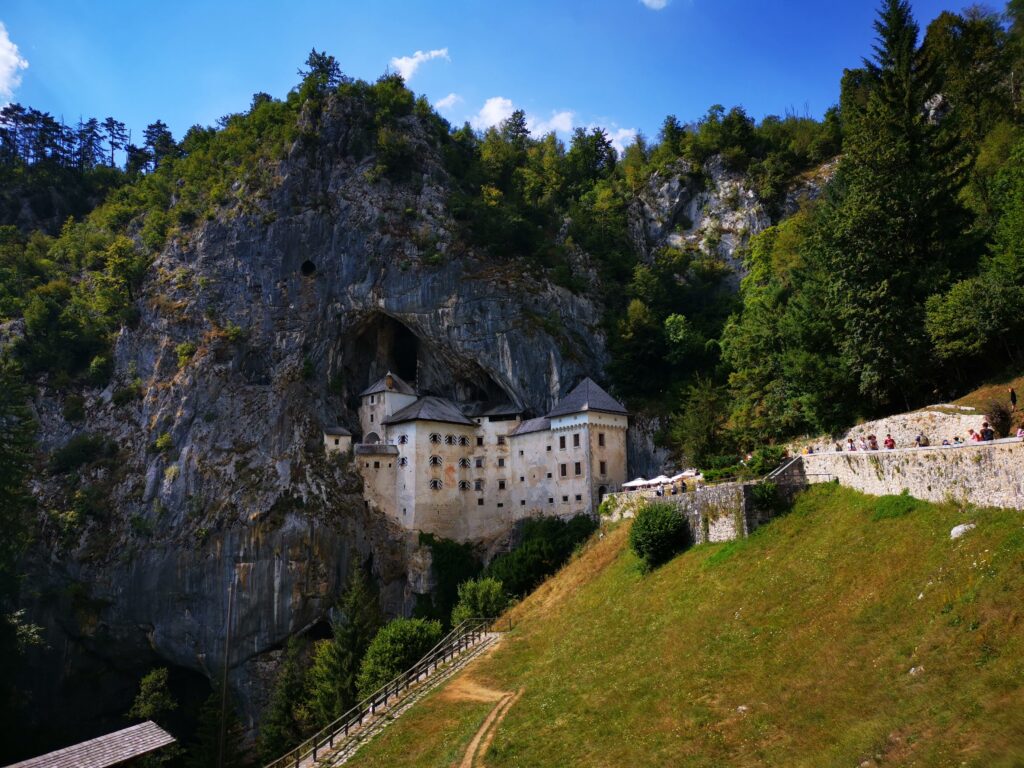 Castello di Predjama