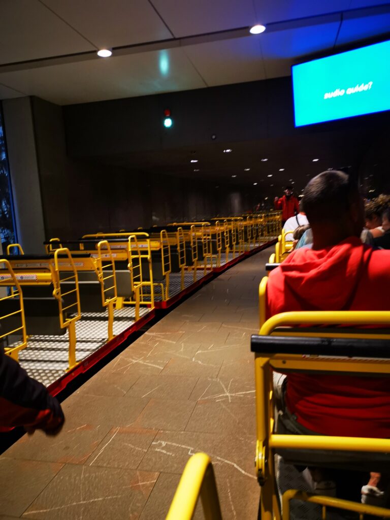 Ingresso alle Grotte di Postumia con il trenino