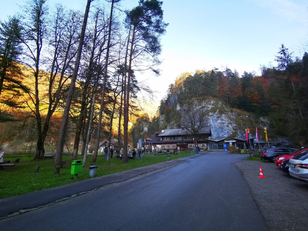 Gola dell'Aare: parcheggio ovest e ingresso ovest