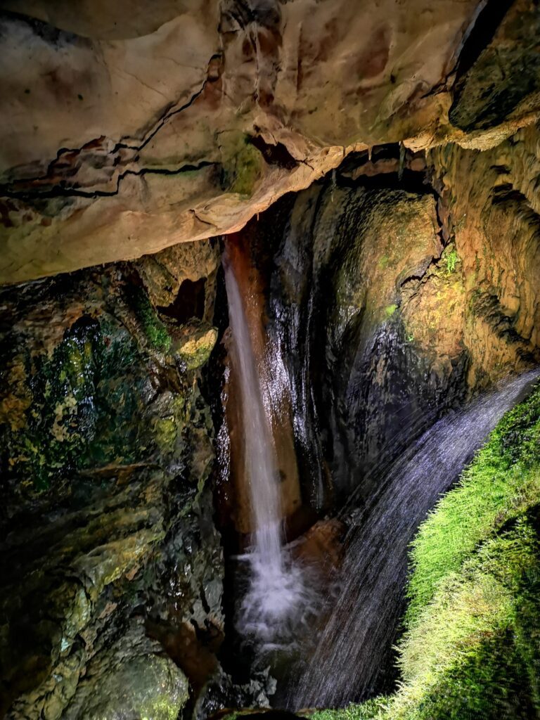 Grotte di San Beato: cascate